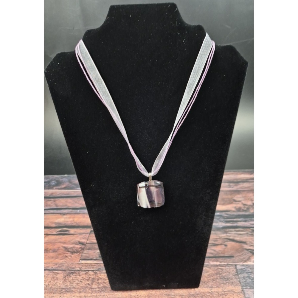 18" Lilac Ribbon‎ Necklace Square Purple Pendant Lobster Clasp Lightweight Y2K